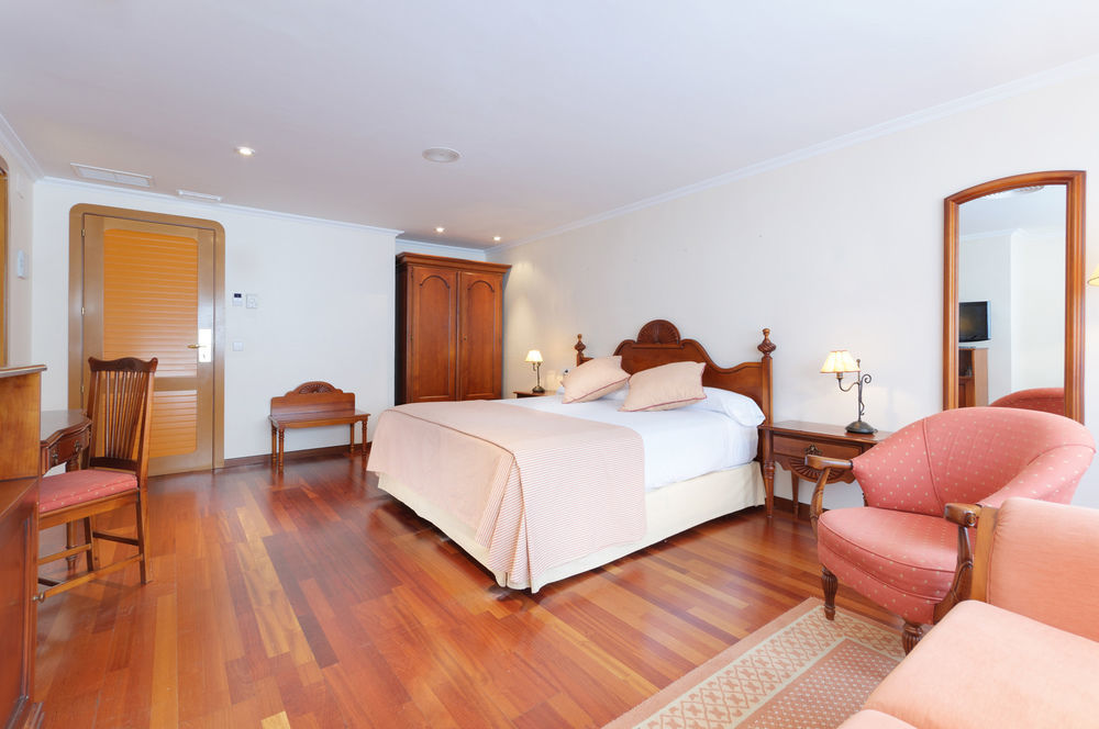 Sports Hotel Nayade Los Ángeles de San Rafael Dış mekan fotoğraf