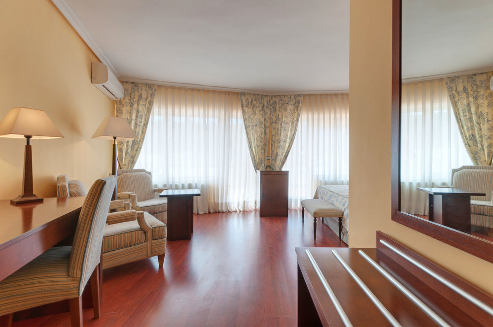 Sports Hotel Nayade Los Ángeles de San Rafael Dış mekan fotoğraf